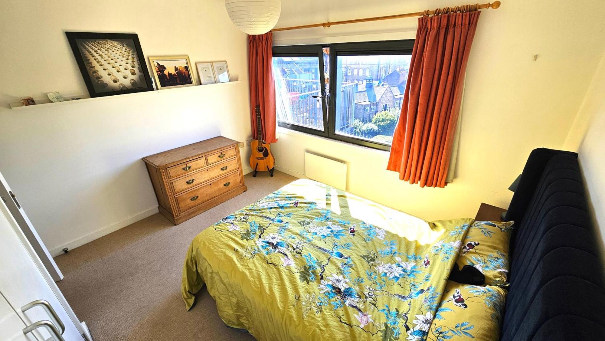Appartamento Roof Terrace, 2-bed 2-bath, Stoke Newington