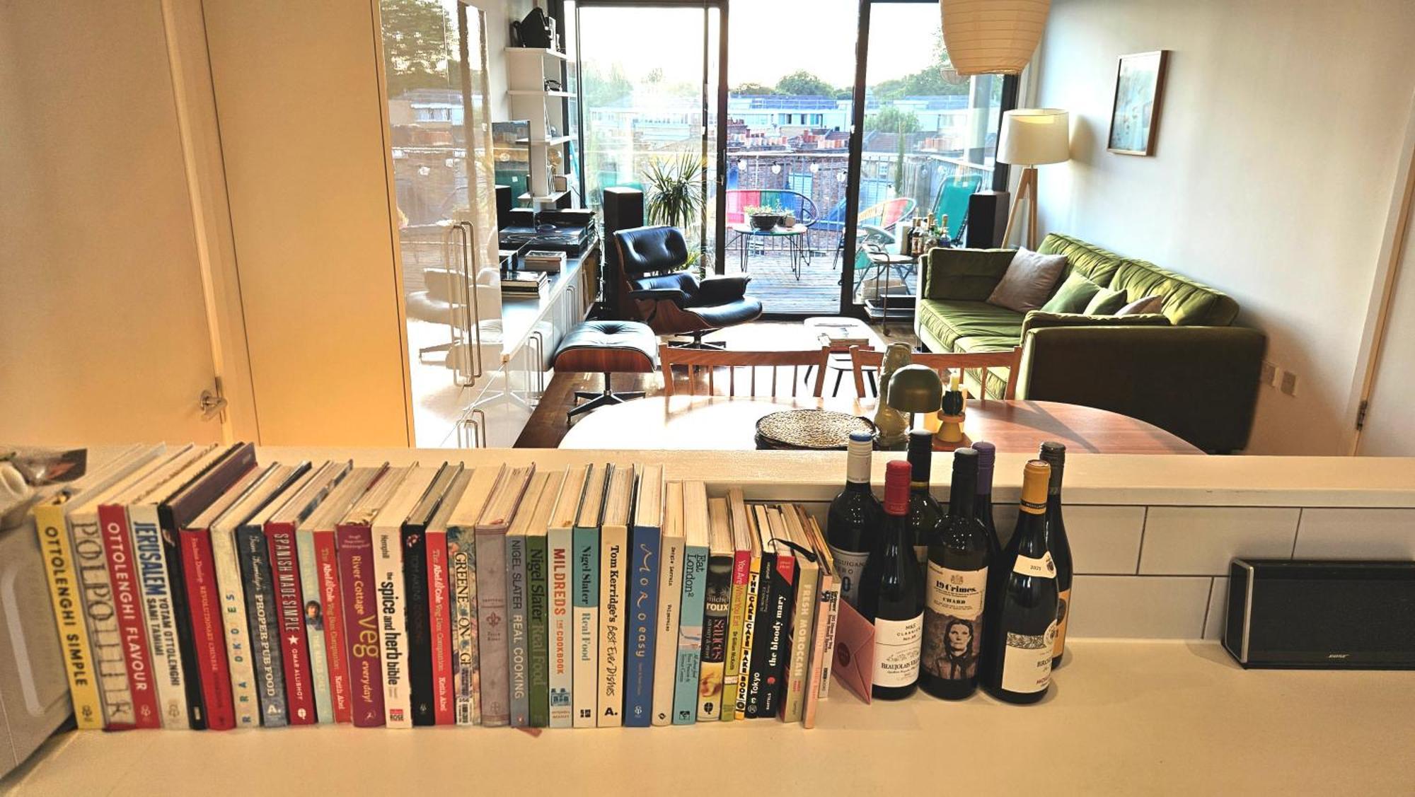 Roof Terrace, 2-bed 2-bath, Stoke Newington Londra